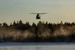 Helikopter boven water