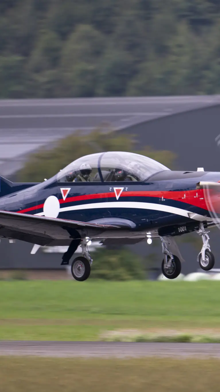 De PC-7 MKX in de lucht