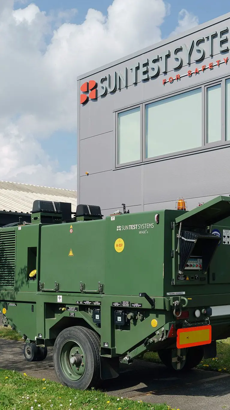 Multi Functional Aircraft Ground Equipment bij het bedrijf in Weesp dat hem produceert.