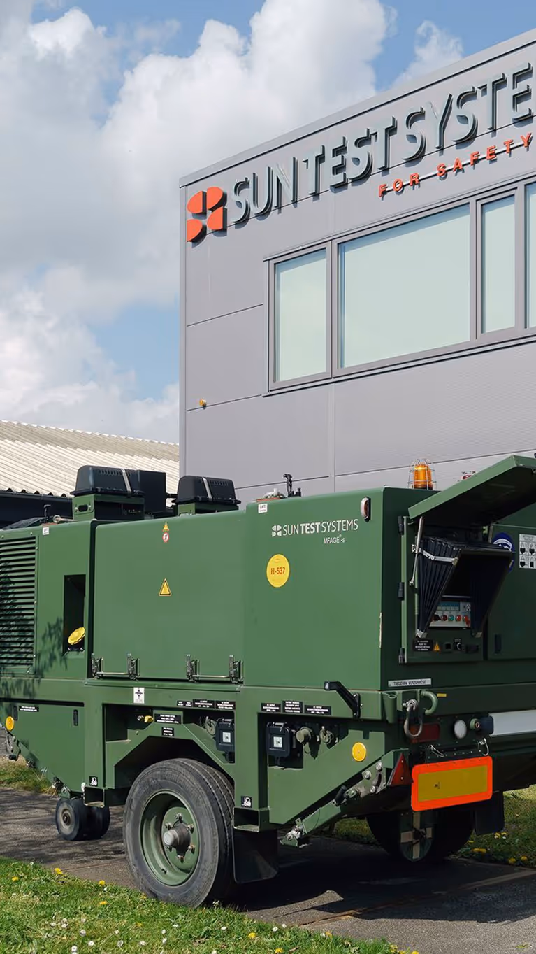 Multi Functional Aircraft Ground Equipment bij het bedrijf in Weesp dat hem produceert.