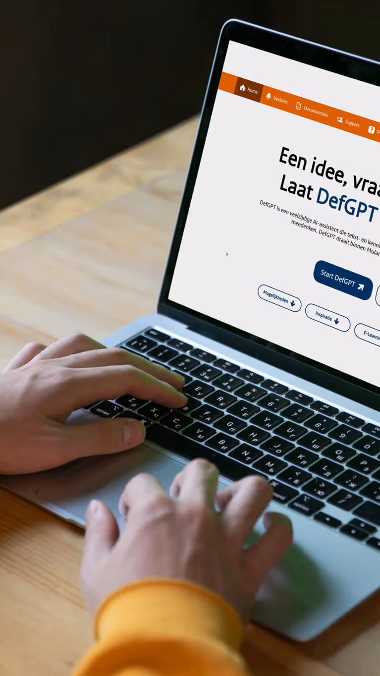 DefGPT op een computerscherm.