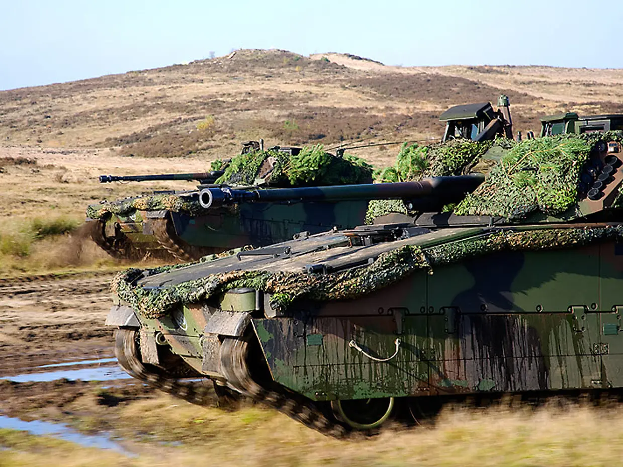 2 CV90's.