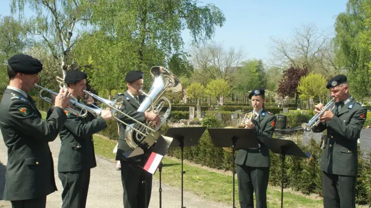 Het koperkwintet van de het Fanfarekorps 'Bereden Wapens'.