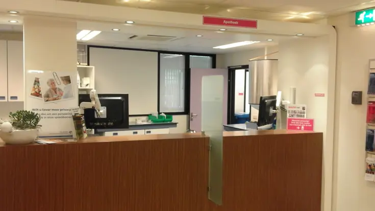 Balie van de apotheek in het Centraal Militair Hospitaal