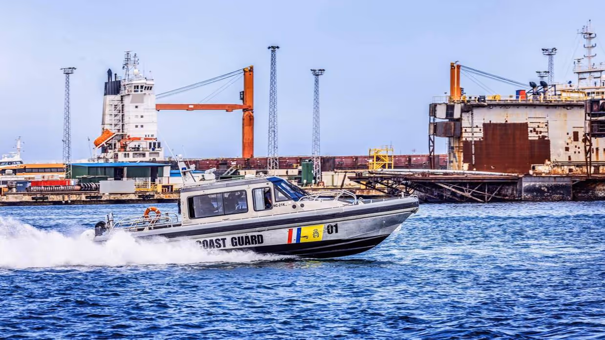 Boot van de Kustwacht Caribisch gebied in actie.