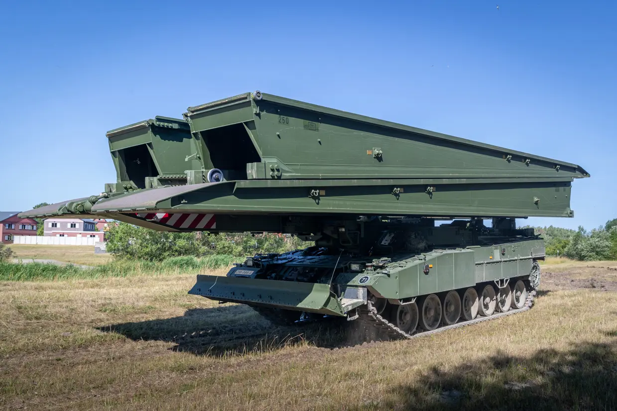 Leopard 2-brugleggende tank.