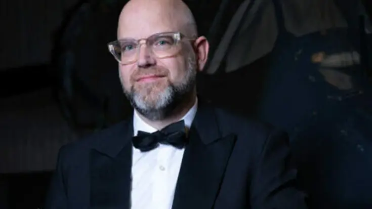 Portret van chef-dirigent Orkest Koninklijke Luchtmacht majoor Jasper Staps.