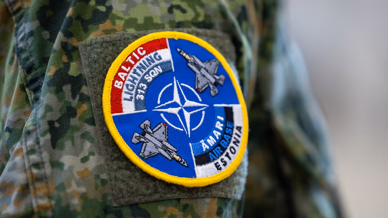 Badge Baltic Lightning