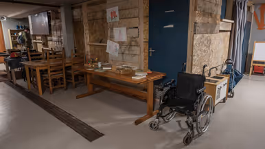 Exterieur en interieur van House of Practice 