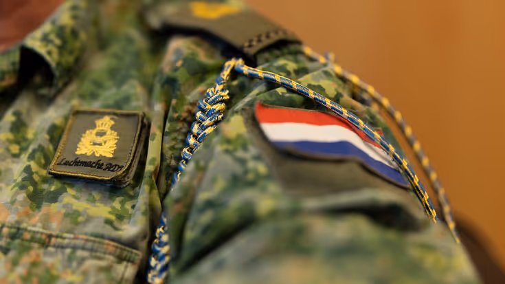 Close-up van het goud-blauwe functiekoord van de Luchtmachtadjudant 