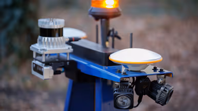 Bovenop de Roboguard zijn sensoren en infraroodcamera’s te zien.