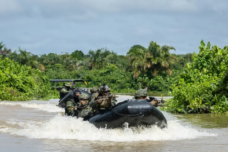 Mariniers in actie tijdens een rivieroperatie