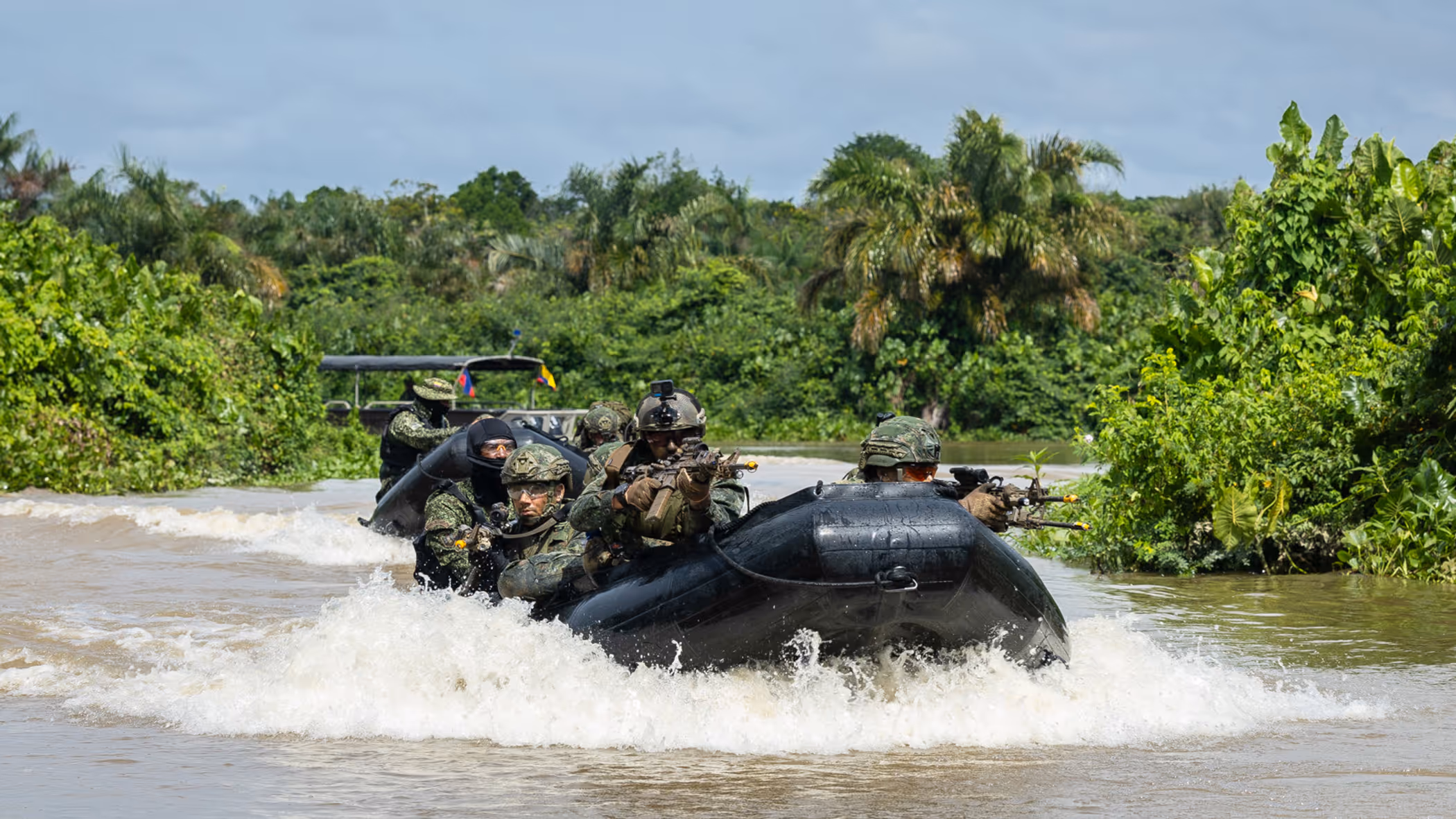 Mariniers in actie tijdens een rivieroperatie