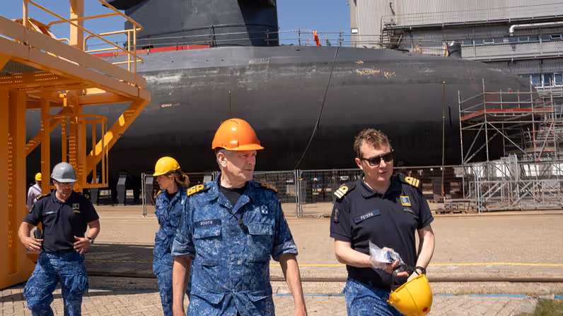 VADM Boudewijn Boots ziet genoeg ontwikkeling bij Defensie. Dat is anders dan voorheen.