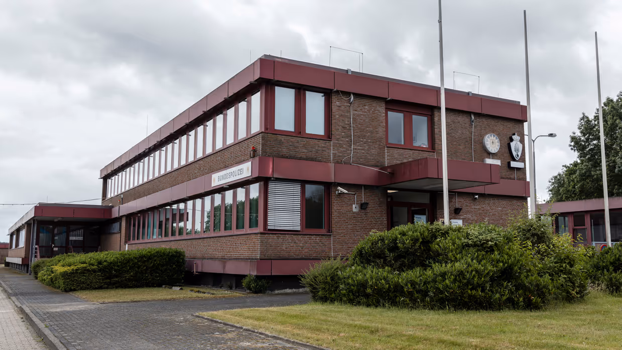 Het kantoor van de GGC van buiten gefotografeerd. 