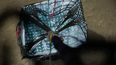 Een pallet van boven gezien, vanuit de helikopter.