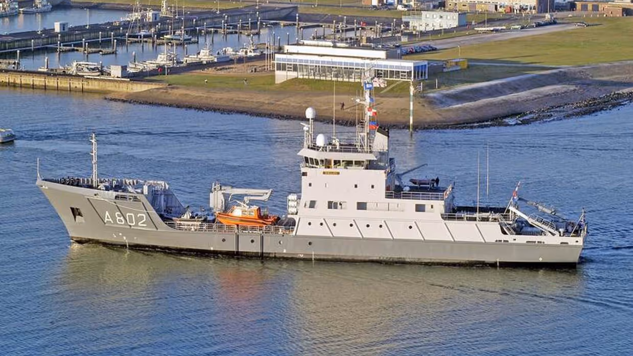 Archieffoto van schip De Snellius.