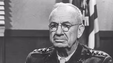 Portretfoto’s van 3 mannen. 