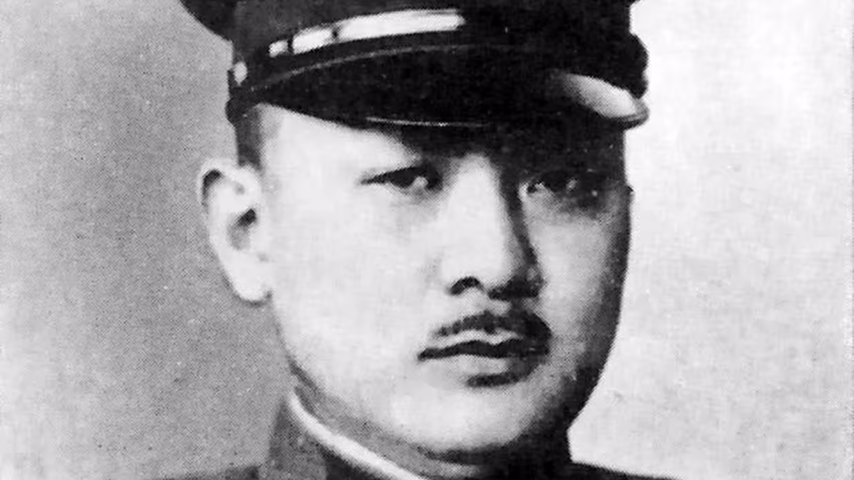 Portretfoto’s van 3 mannen. 