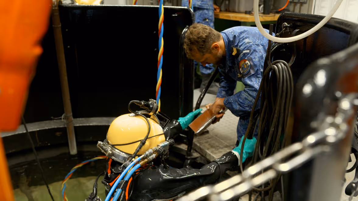 Duikleider van de Defensie Duikgroep
