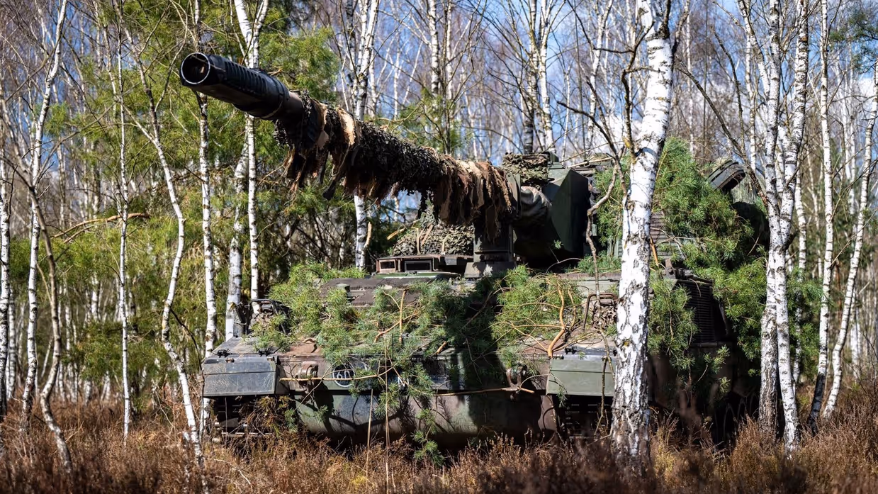 Bl2 Een Pansterhouwitser 2000 Nl