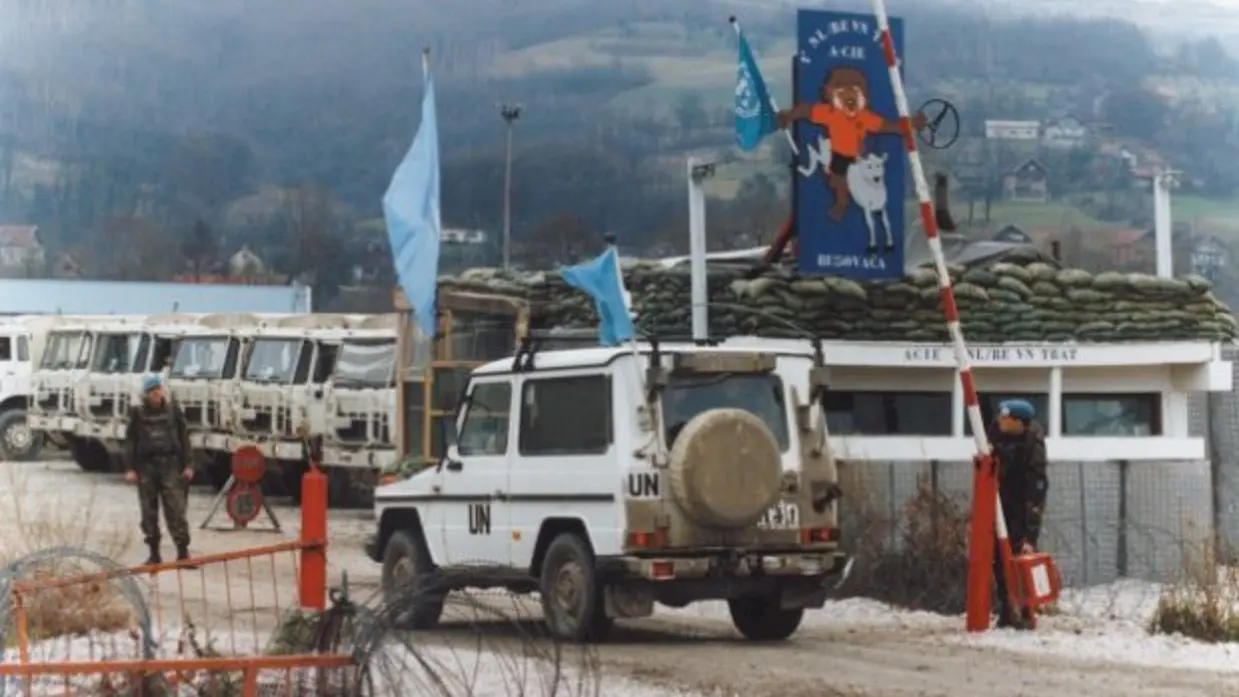 Kamp van Nederlands-Belgisch transportbataljon in Busovaca, Joegoslavië.