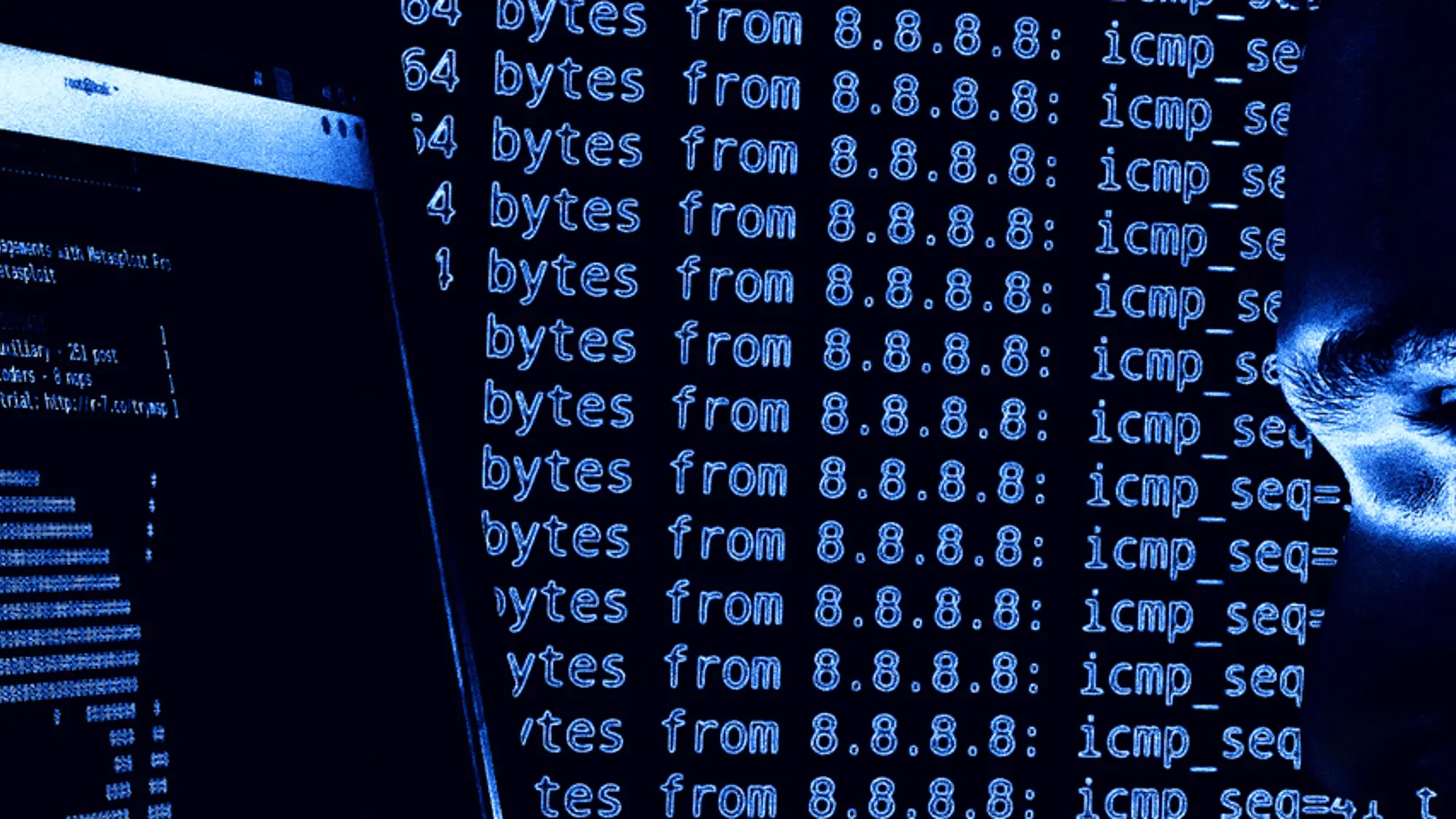 Een zwart computerscherm met computertaal in donkerblauwe en lichtgevende letters en cijfers.