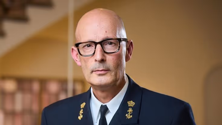 Portretfoto directeur MIVD Peter Reesink.