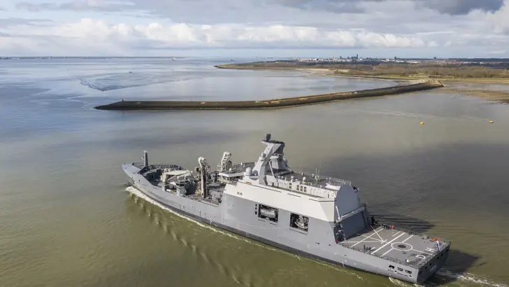 Combat Support Schip Zr.Ms. Den Helder.