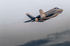 F-35 in de lucht.