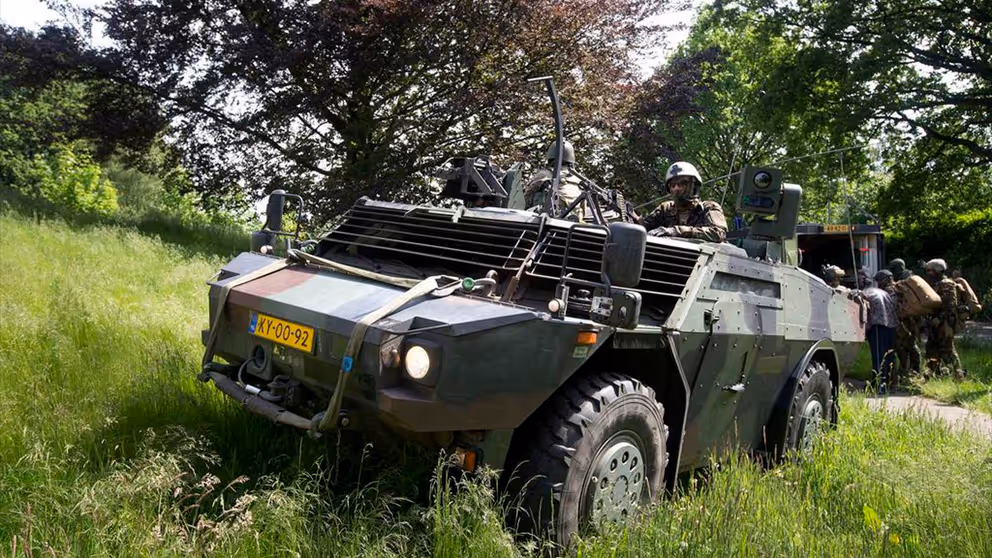 Een militair voertuig.