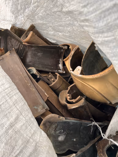 Foto’s van urnen, ornamenten en overige grafmonumenten.