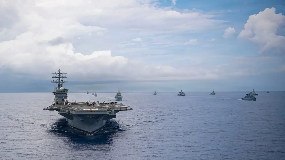 het vlootverband aangevoerd door de USS Nimitz