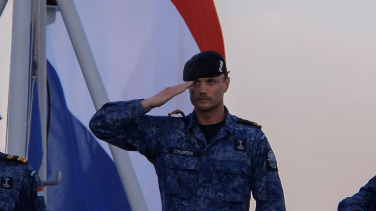  Luchtverdedigingsofficier luitenant ter zee 2OC Fedor Schlepers.