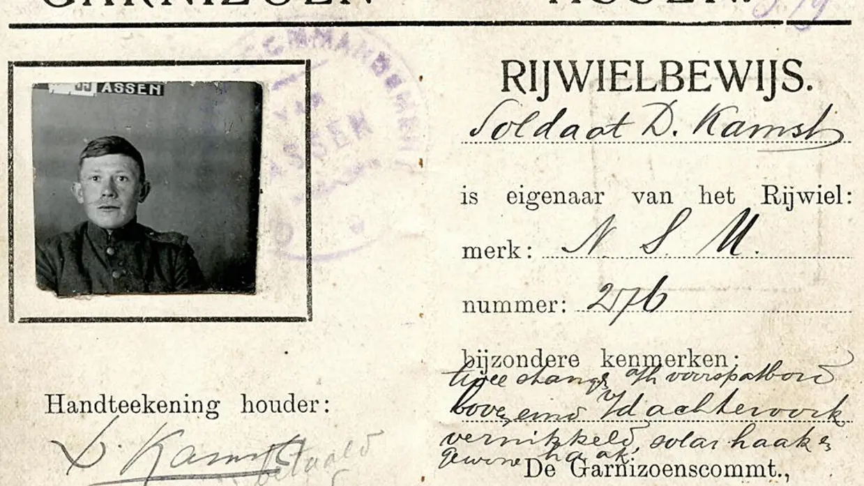 Rijwielbewijs van militair.