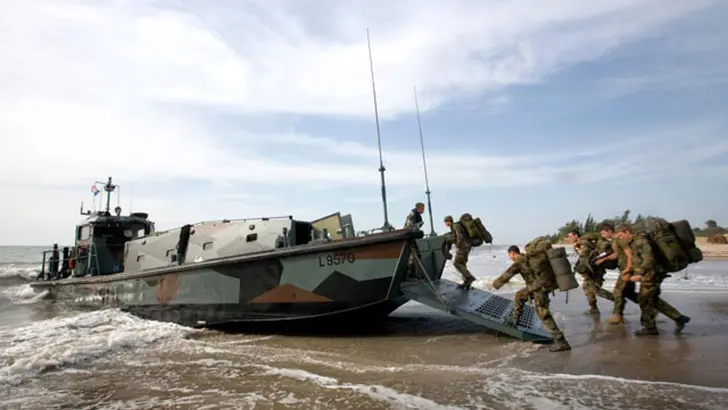 Landing Craft Vehicle Personnel (LCVP), type MkV(c).