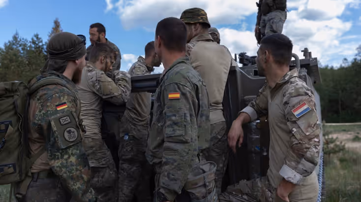 Militairen uit verschillende landen in Litouwen