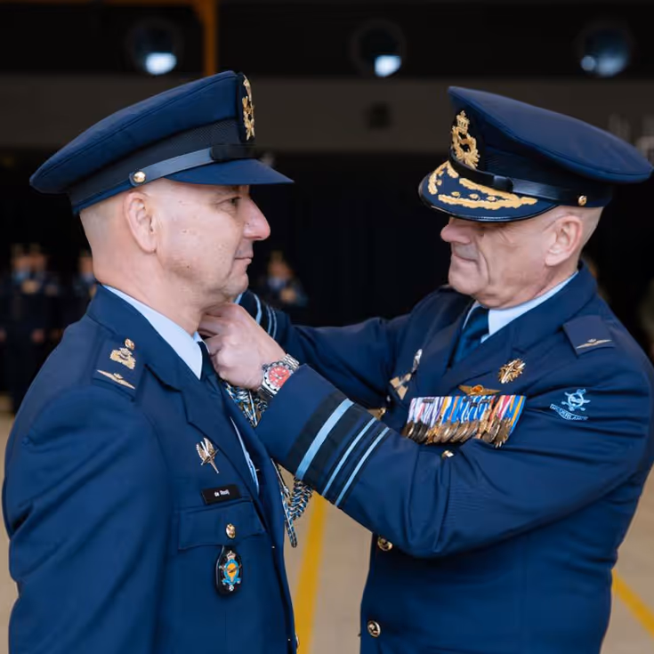 Foto’s van de functieoverdracht Luchtmachtadjudanten op 11 februari bij het Air Support Command op Vliegbasis Woensdrecht. 