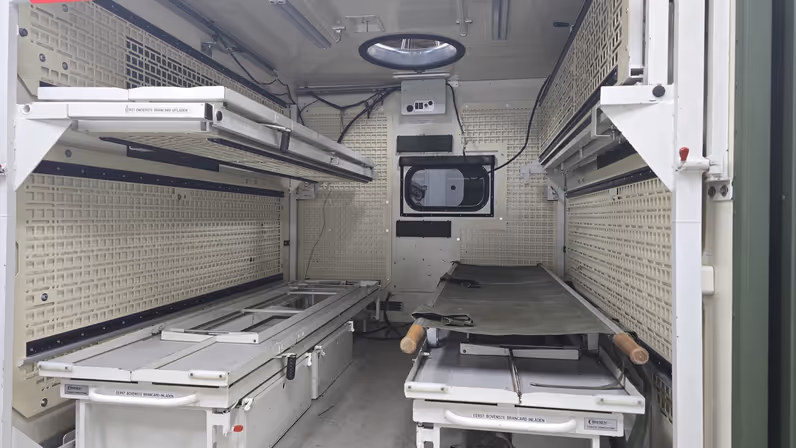 Het interieur van een geüpdate koffer.    