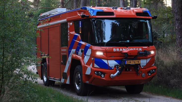 Brandweerwagen van Defensie.
