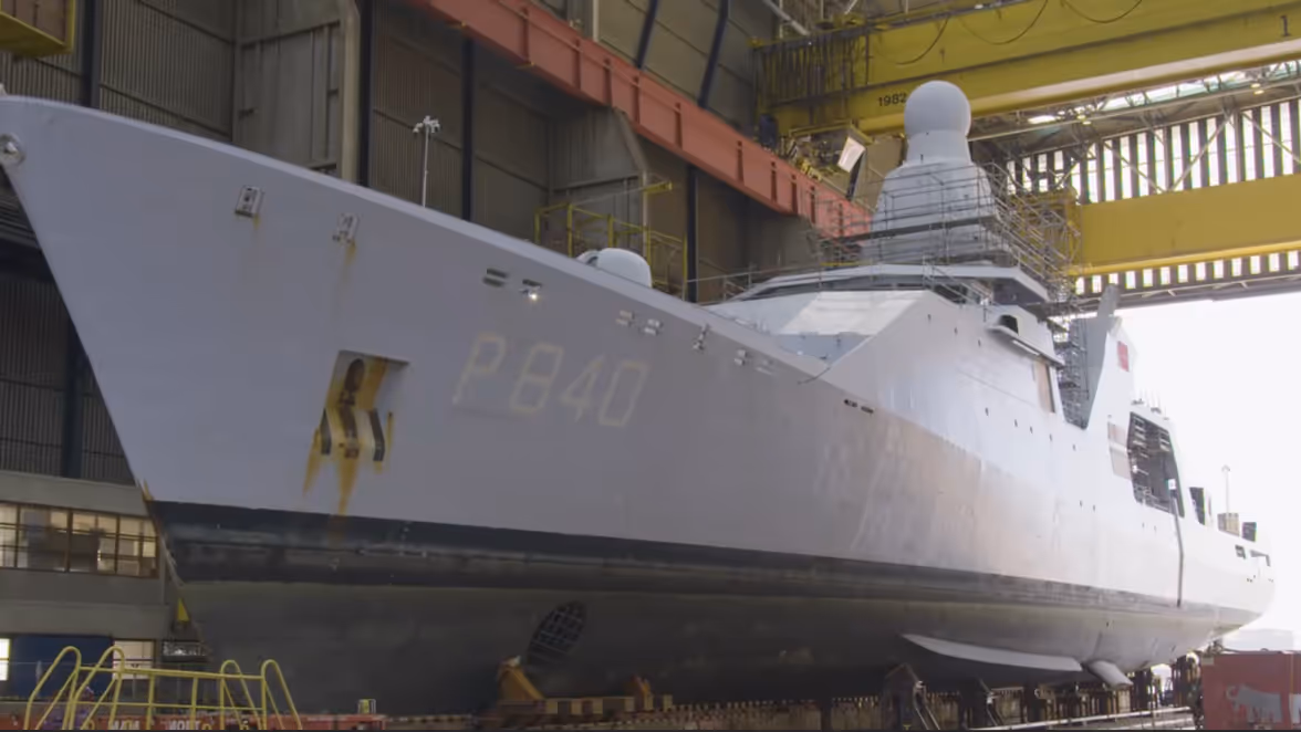 Zr.Ms. Holland