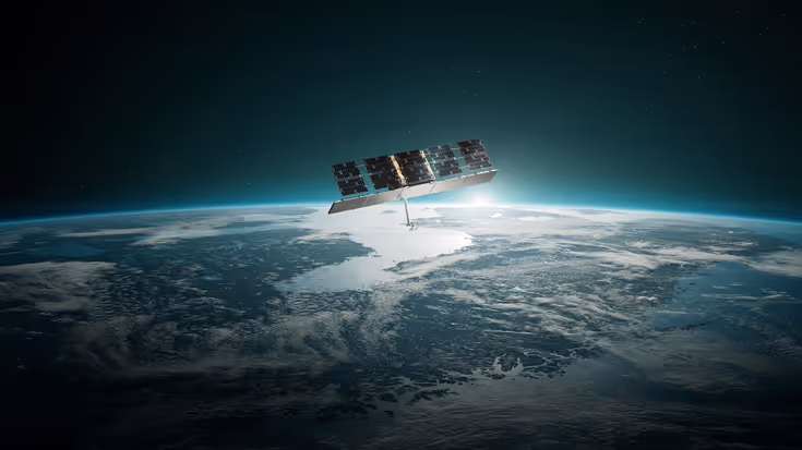  Satelliet zweet boven de aarde in de ruimte.