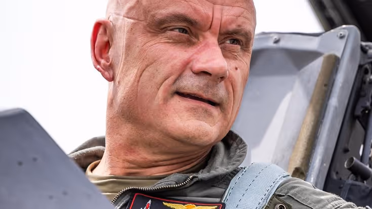 Archieffoto van luitenant-generaal André Steur.