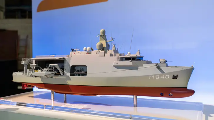 Model van de toekomstige Nederlandse mijnenjager Zr.Ms. Vlissingen.